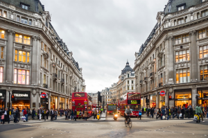 GuestToGuest, traveling, sharing economy, famous streets, oxford street