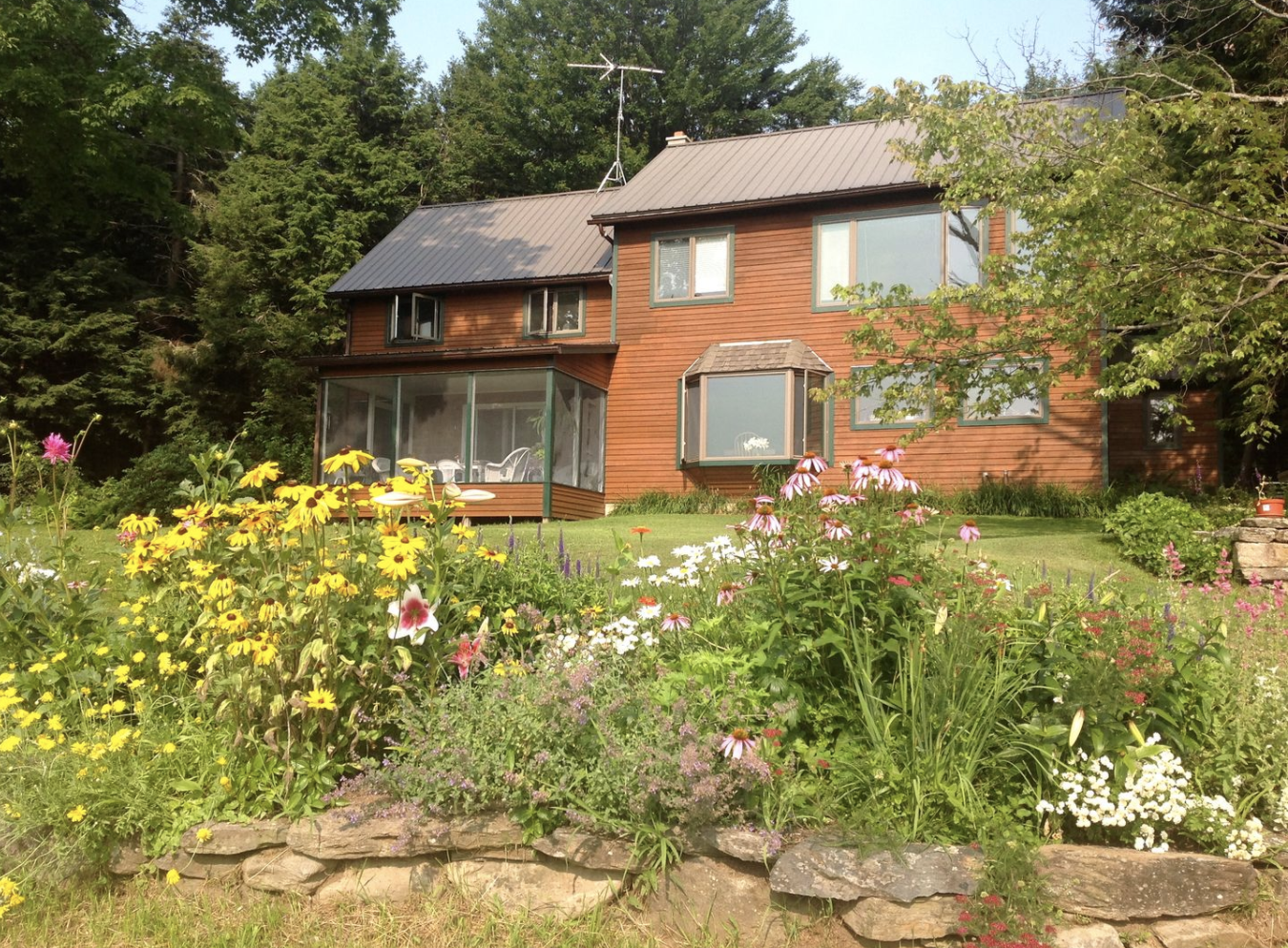 Plan an affordable leaf peeping getaway in Vermont with HomeExchange