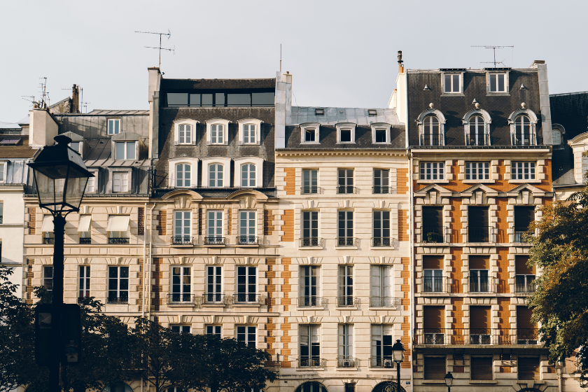 where to stay in paris for cheap