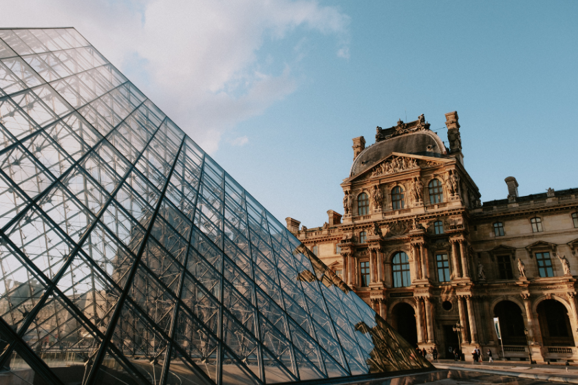louvre most visited tourist attractions world
