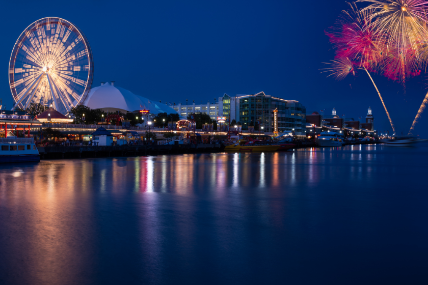 free things to do in chicago at night navy pier