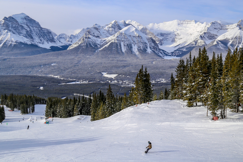 The beauty of the mountains surrounding the Lake Louise slopes