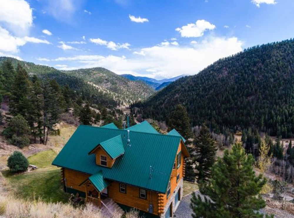 Romantic, cozy cabins for a Valentine's Day getaway