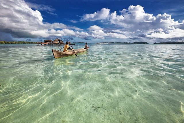 lagoon-Indonesia-lugares-fuera-de-lo-común-2349401_640