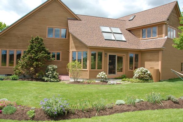 Fabulous contemporary post-and-beam 4 bedroom home on 21 acres