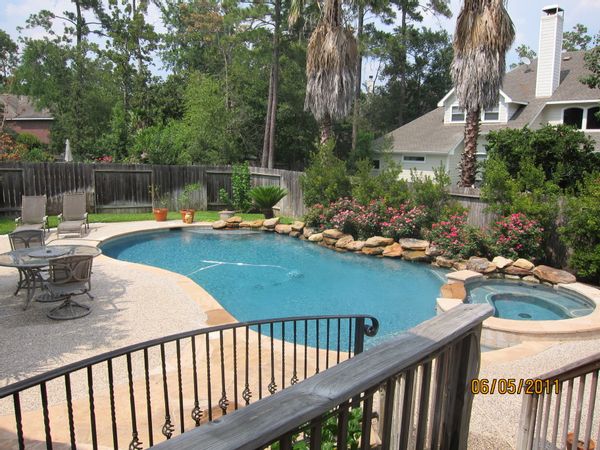 5 BR w/Pool, Spa recently remodeled home kitchen in The Woodlands, TX. Minimum 5 nights!!!