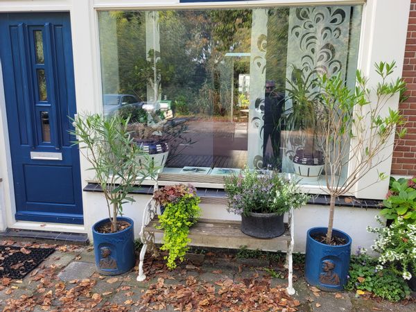 Old characteristic townhouse, with a new interior in the center of Delft