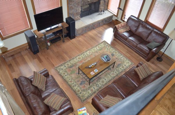 Family Ski Home in Upscale Neighborhood Near Vail Golf Course
