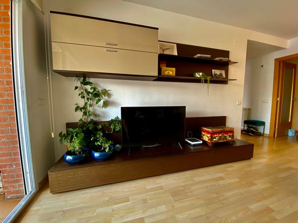 Spiritual, nature and wine tourism. Beautiful flat in Manresa, near to Barcelona