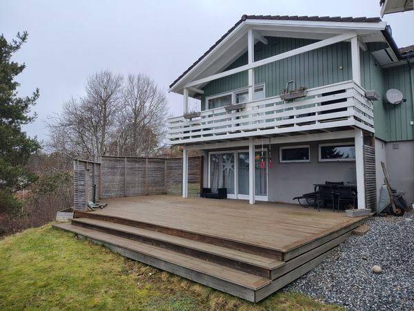 Spacious family home in historic Halden. Nature on our doorstep and Oslo a train ride away.