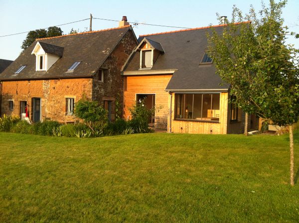 house in Saint-Planchers, France