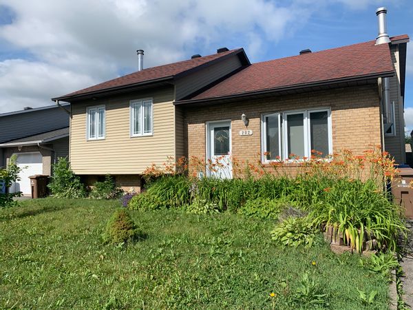 La casa familial de Véronique y Mathieu