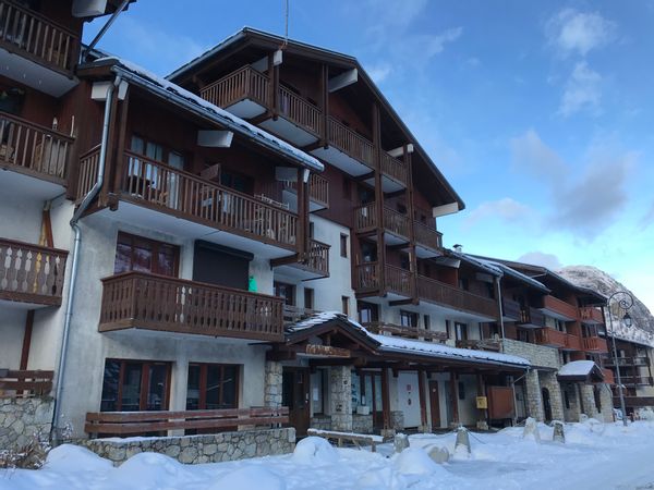 Studio in der Nähe der Pisten. Authentisches Dorf. International bekannt