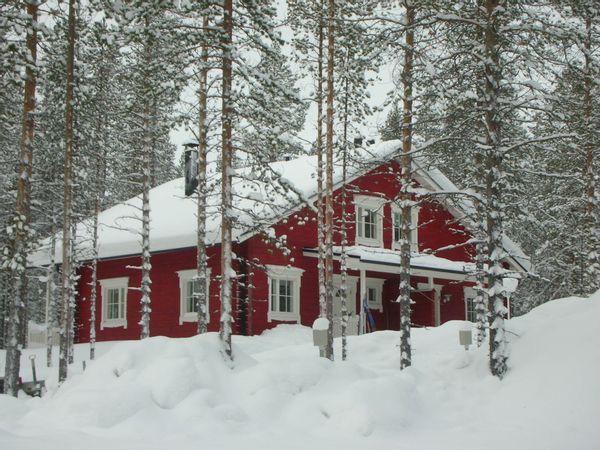 Cozy holiday home near activities in Lapland / No GP exchanges at the moment