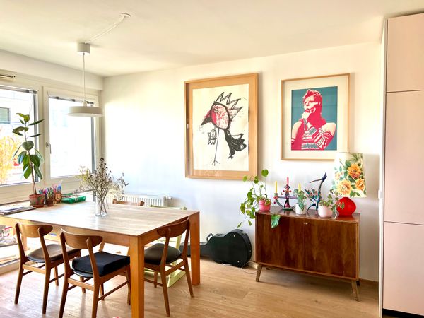 Vienna - 2 balconies, next to subway