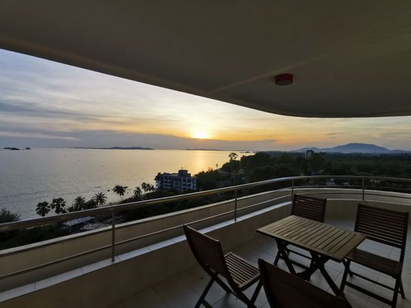Breath taking sea view 3 bed rooms - MINIMUM 1 WEEK STAY