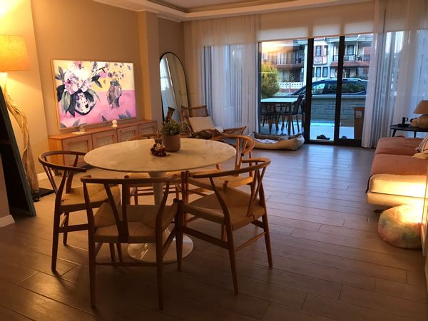 Aysegul & Serkans hus