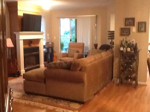 Comfy apartment in Surrey, Canada