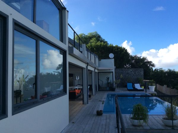 Indian Ocean pleasant light  villa between sea and mountain