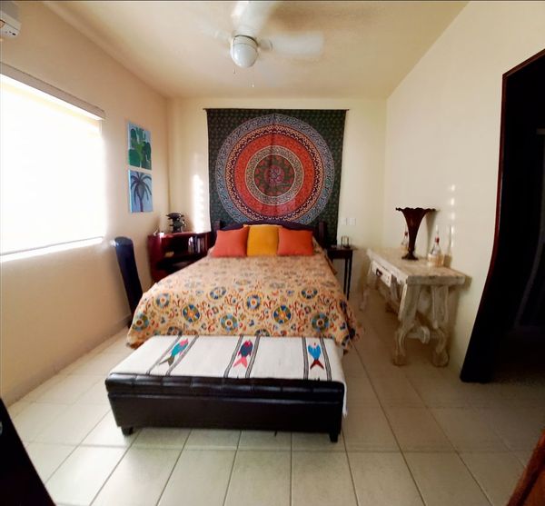 Guest room in oceanview condo GP welcome