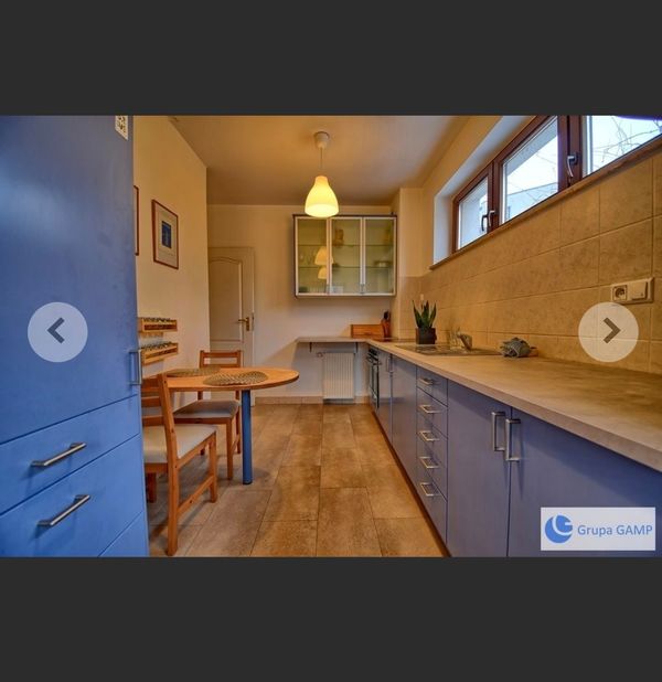 2-bedrooms plus living area and full kitchen in heart of historic Kraków *cat people welcome*