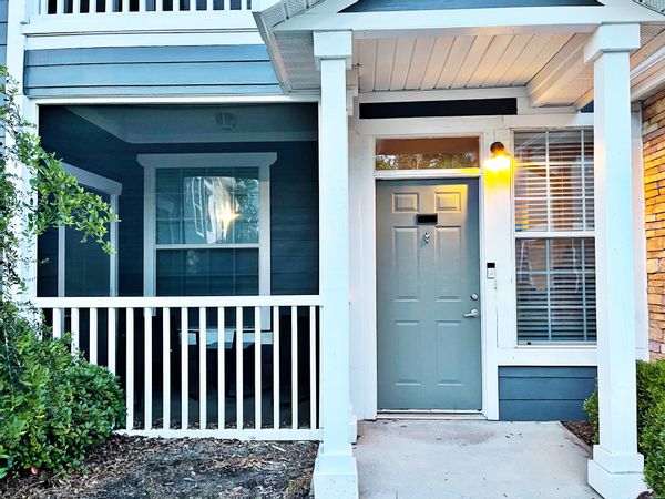 Spacious Savannah Apartment 10 minutes from Downtown