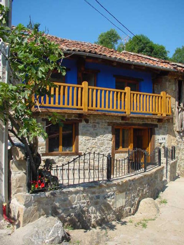 Gema, Luis y Dunas hus