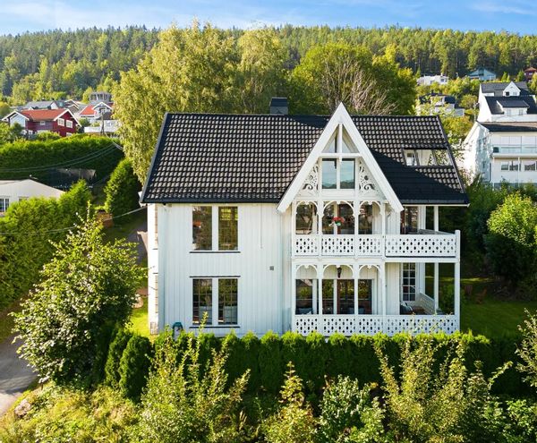 Nydelig sveitservilla, sentralt i Drammen