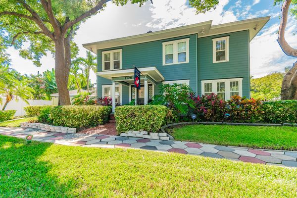 Kathryn and Davids hus