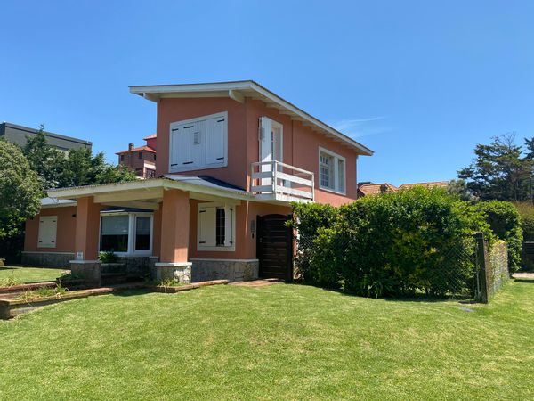 Claudia Gabriela s Haus