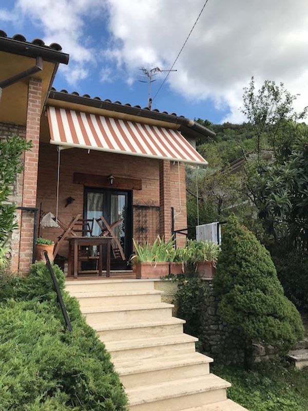 Charming Hilltop Private Country House & Garden Great View