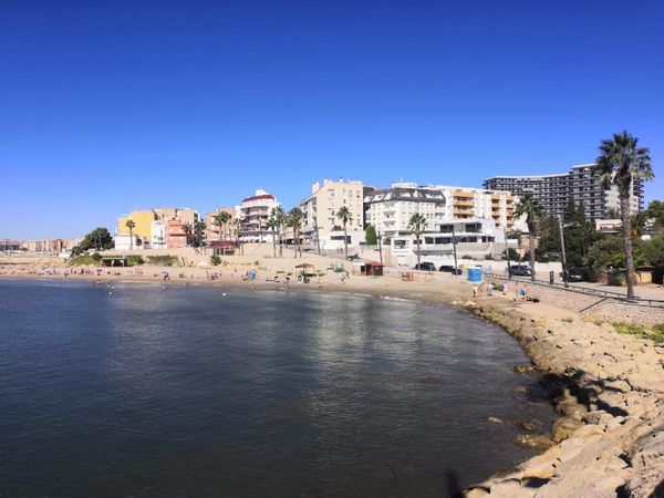 Yolanda y Carloss hus