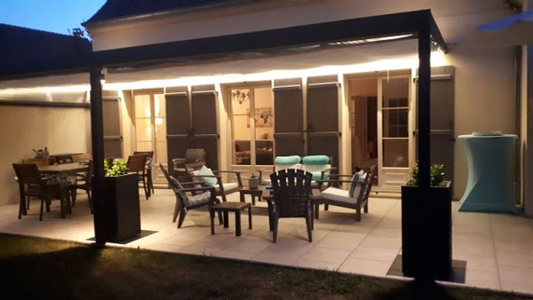 Chez Guy Et Doms hus