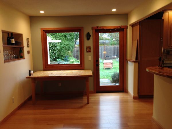 Cozy Arcata Home - Walk to Downtown, Cal-Poly Humboldt and Redwood Forests.