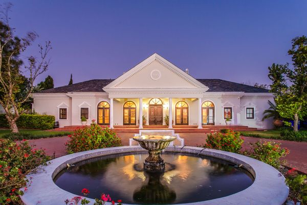 Luxurious manor house on exclusive grape farm