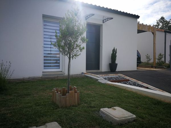 Virginie, Jean Carlos et Aurélios hus