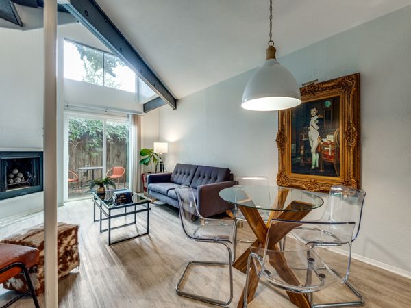 Turtle Creek Loft with patio