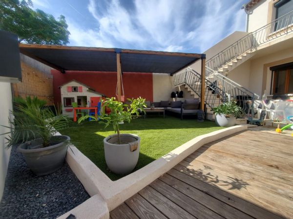 Jennifer et Albaina kuća