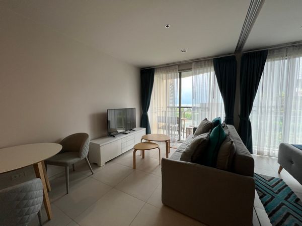 Modern sea view condo with beach access | full amenities | Hua Hin