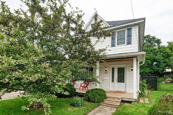 Paulina and Ians hus