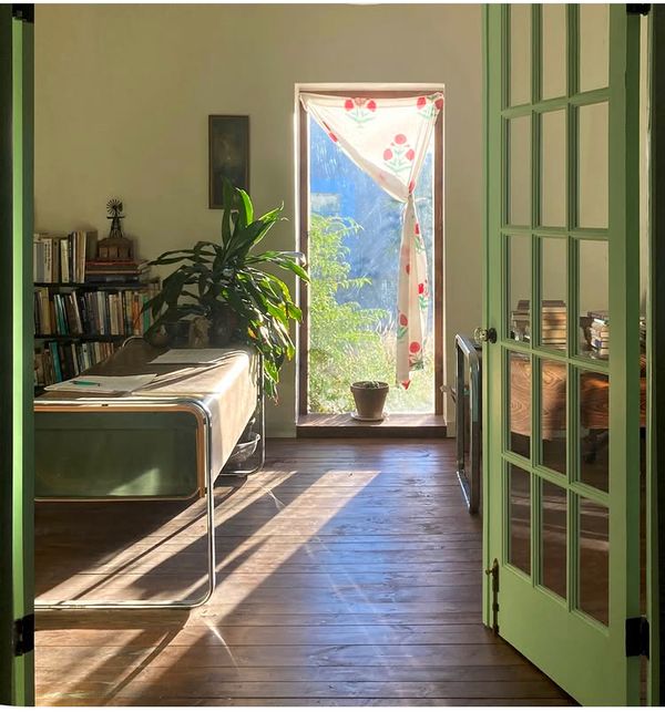 Marfa front porch house.