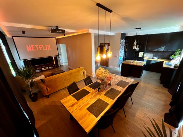 Simon and Carolines hus