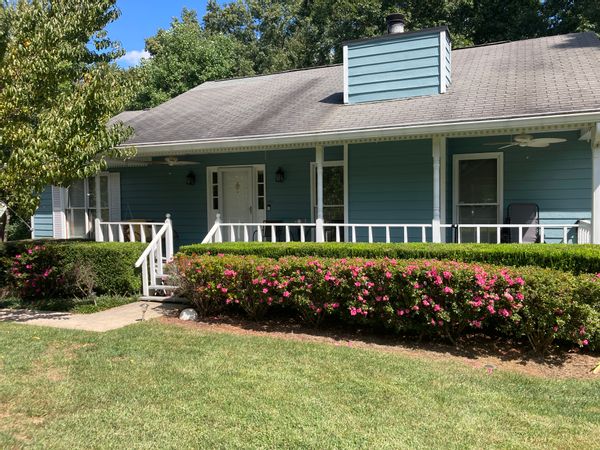 Family friendly home in Roswell, GA!