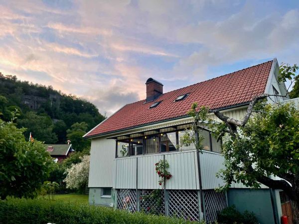 Charming & spacious 1950s villa near lake and city