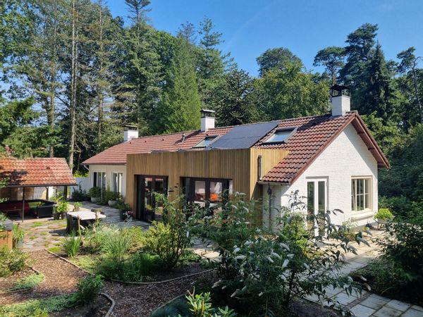 Daniëlle en Sjaaks hus