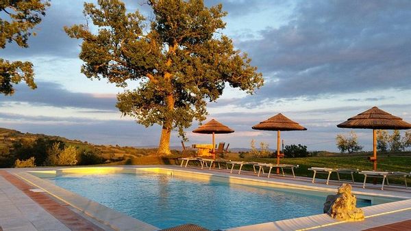 COZY STUDIO APARTMENT in TUSCANY, with swimming pool, perfect point to see Saturnia and Pitigliano, but also ROME or FLORENCE