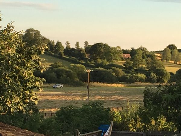 Rural Northamptonshire with Swimming pool