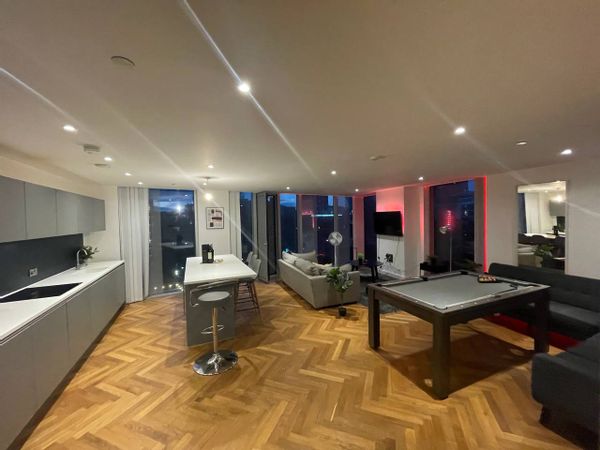 (Min 3 nights) Most exclusive Manchester City Centre Apartment block