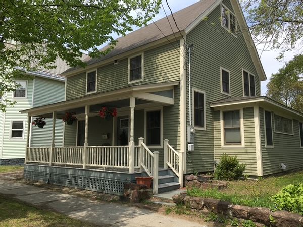 Family home in heart of Burlington