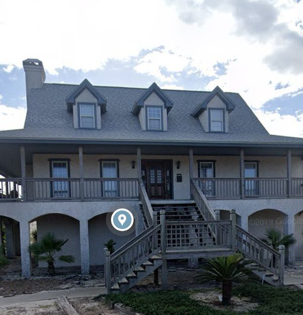 Capt Bob’s Beach House - Beautiful views